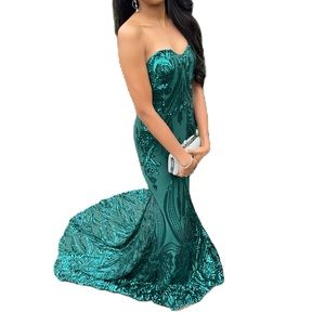 Size:XS/S Emrald Green Prom Dress